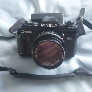 Minolta X-700 Camera (film advance arm stuck)